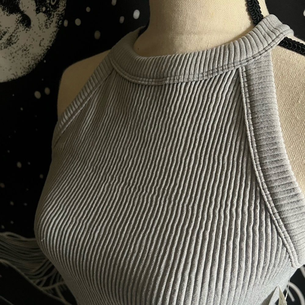 AE Racerback Cropped Tank - Picture 7 of 8